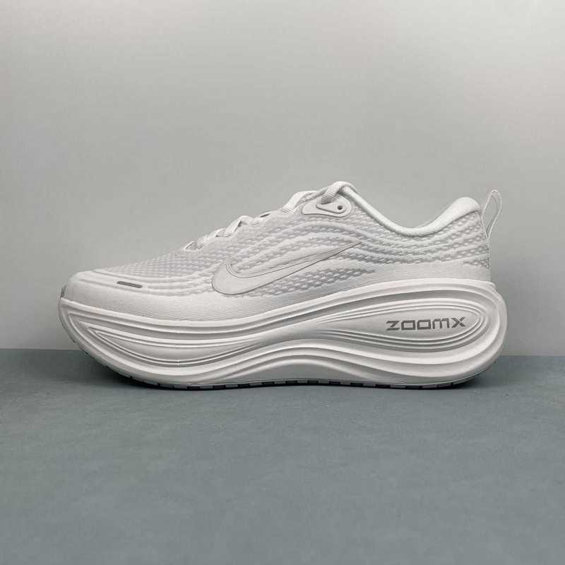 Nike Zoom Vomero PLUS HV8150-102 39 40 40 5 41 42 42 5 43 44 44 5
